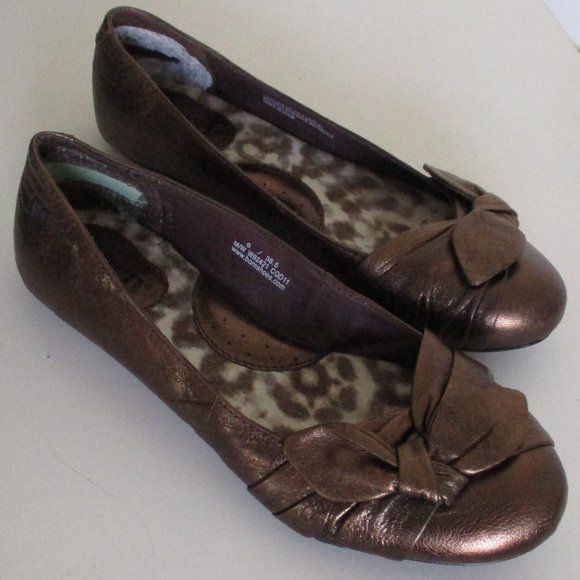 Born Womens Bronze Leather Ballet Flat - Size 6M or EUR 36.5 - Picture 2 of 9